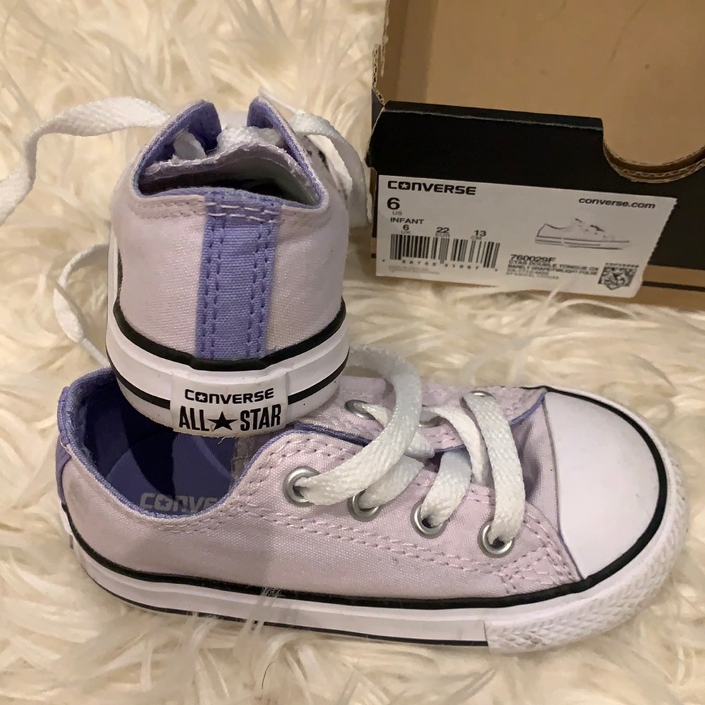 Infant Converse lavender shoes